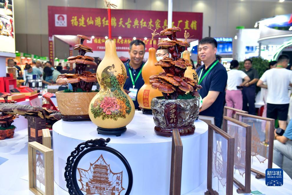 皇冠游戏机